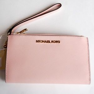 Michael Kors | Bags | Michael Kors Jet Set Travel Leather Wristlet Pink ...